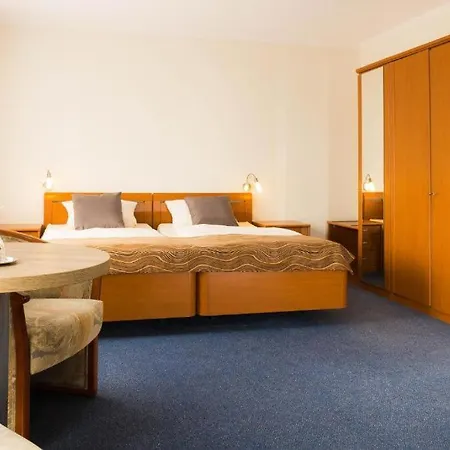 Hotel Strandhotel Deichlaeufer *